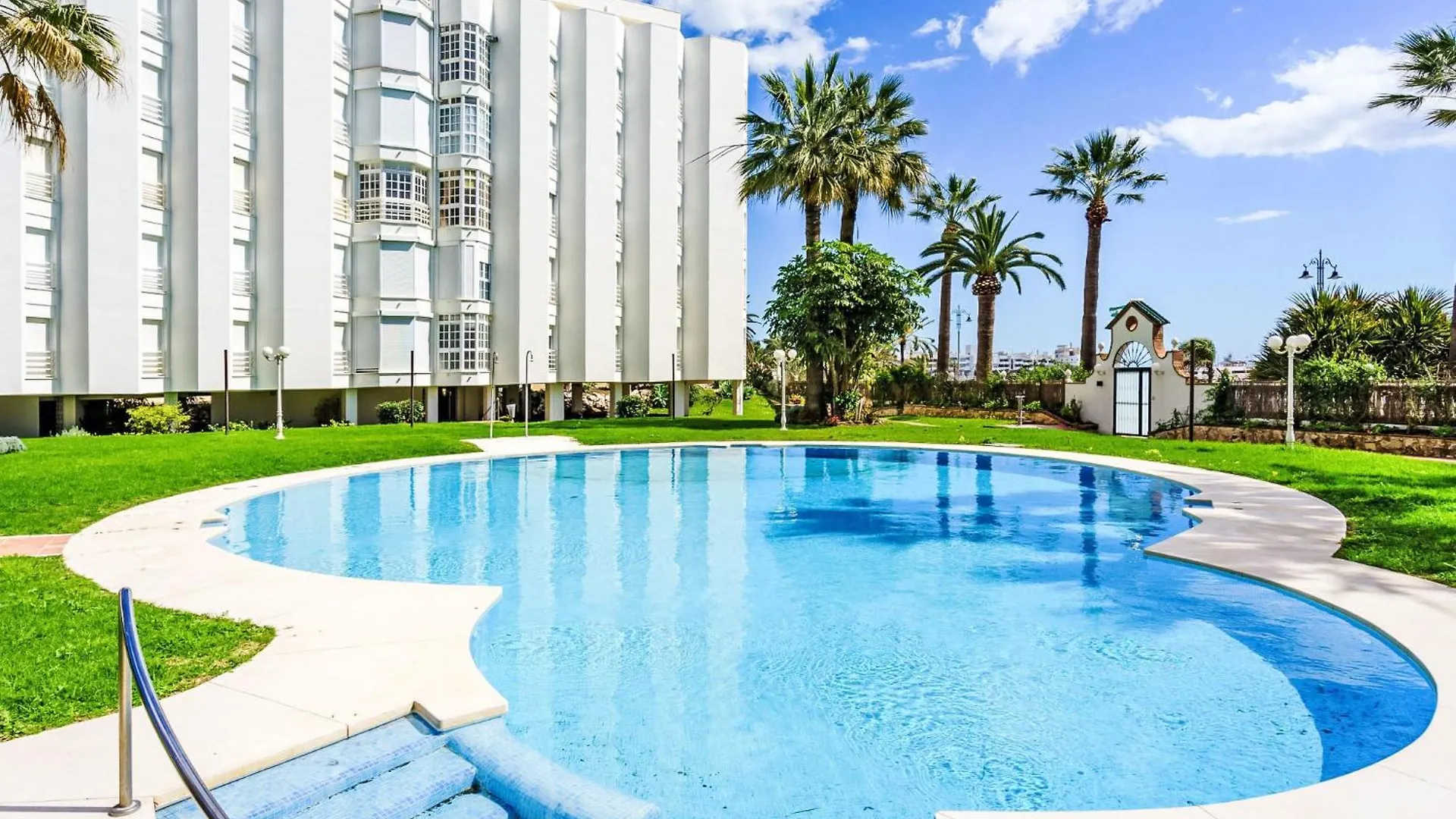 Apartment Residencial Marina By Interhome Benalmádena Espagne